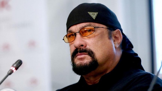 Steven Seagal Rus vatandaşlığına geçti