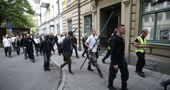 Stockholm'de bir günde 4 ayrı gösterinin düzenlenmesi şehri birbirine kattı