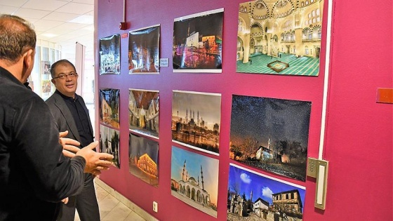 Stockholm'de 'Türkiye ve Camiler' resim sergisi açıldı