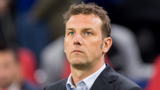 Stuttgart, Markus Weinzierl&#039;in görevine son verdi