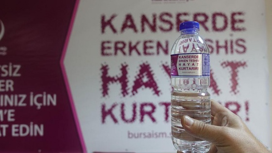 Su şişelerinde 'kanserde erken tanı' uyarısı