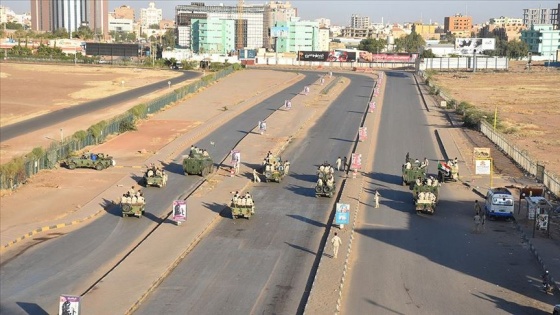 Sudan Başbakanı Hamduk 'asayişi kontrol altına almada orduya güvendiğini' açıkladı