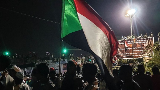 Sudan'da 'bağımsız başbakan adayı belirlenmesi' taahhüdü