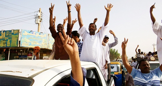 Sudan Ordusu'ndan sokağa çıkma yasağıyla ilgili açıklama