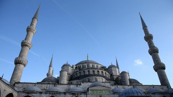 Sultanahmet Camii sökülen minaresine kavuştu