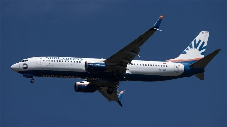 SunExpress, deprem bölgesi kalkış ve varışlı uçuşlarını ücretsiz yaptı