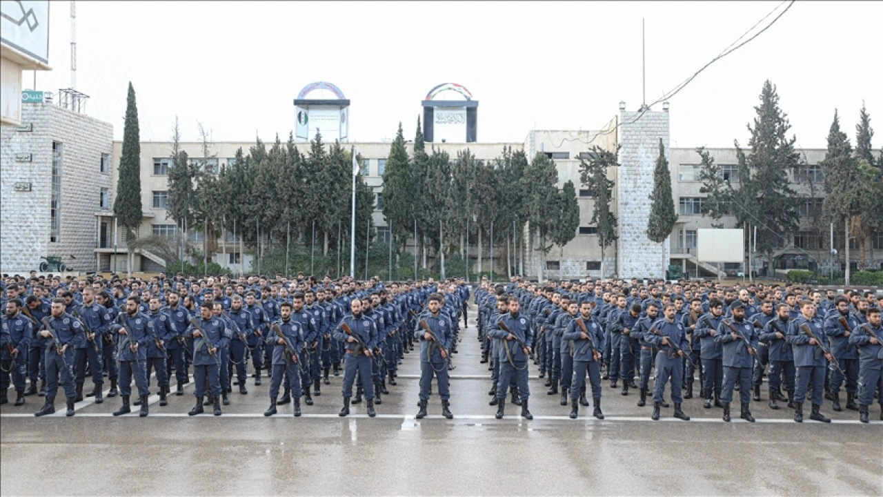 Suriye'de eğitimlerini tamamlayan 1000 kolluk kuvveti mezun oldu