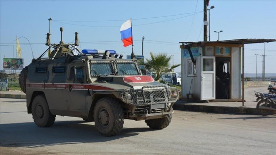 Suriye'de, Rus askeri aracının ABD askeri aracına çaptığı öne sürüldü