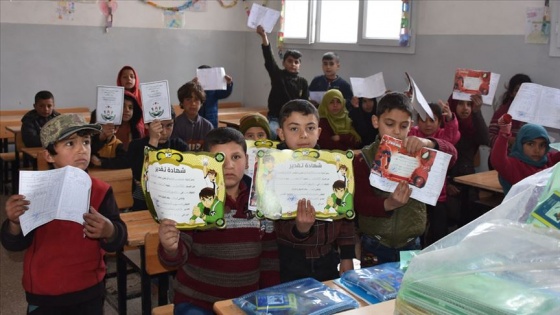 Suriye'nin kuzeyinde koronavirüs tedbirleri nedeniyle eğitime ara verildi