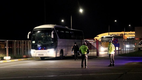 Suudi Arabistan'daki Türk vatandaşları THY uçağıyla Samsun'a getirildi