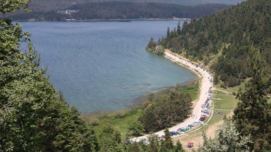 'Tabiatın kalbi' Bolu'ya tatilci ilgisi