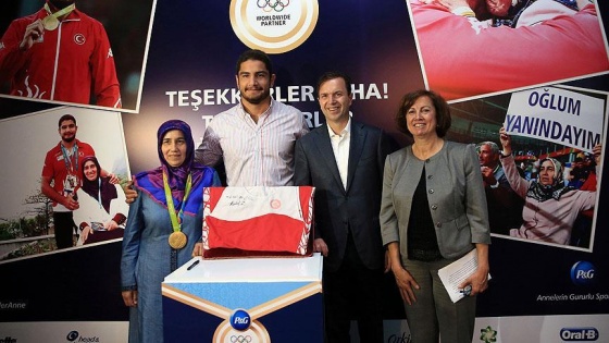 Taha Akgül'ün mayosu Olimpiyatlar Sergisi'nde