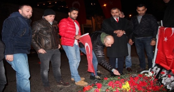 Taksiciler terör saldırısını protesto etti