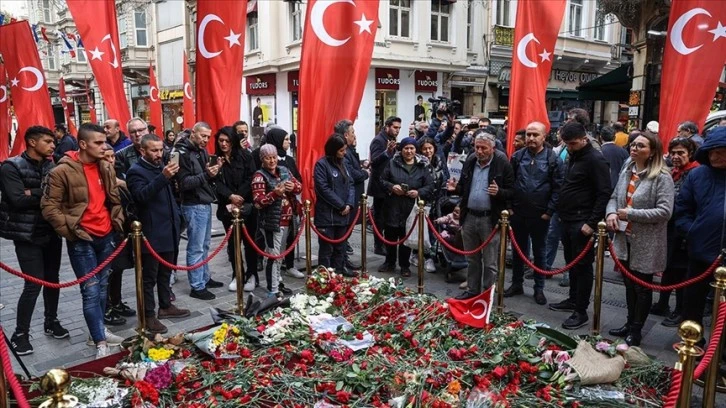 Taksim’de terör -Nuray Mert yazdı-