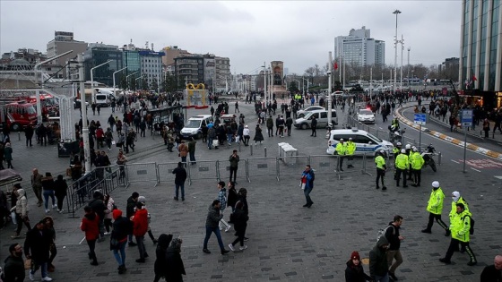 Taksim'de yılbaşı için güvenlik önlemleri alındı