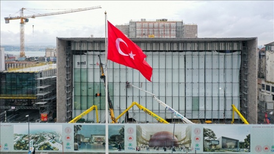 Taksim'deki Atatürk Kültür Merkezi inşaatı sona yaklaşıyor