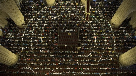 Takvimdeki namaz saatlerine dikkat!