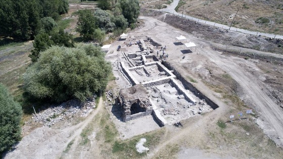 Tandırlar ve döşemeler Keykubadiye Sarayı'na ışık tutacak