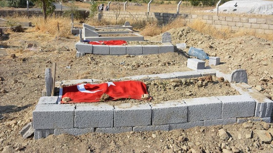 Tanıklar, Diyarbakır&#039;da 5 sivili şehit eden teröristin saldırıyı nasıl gerçekleştirdiğini anlat