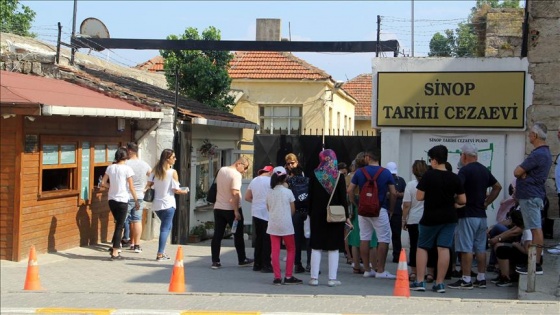 Tarihi cezaevi tatilcilerin uğrak noktası oldu