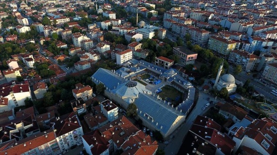 Tarihi kervansarayda 'tiyatro sahnesi' kuruldu