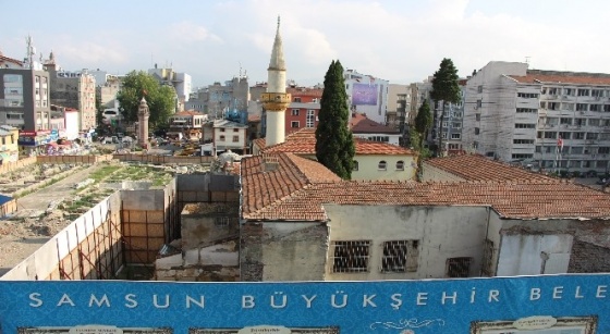 Tarihi medrese ve caminin ihalesi yapıldı