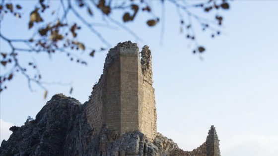 Tarihi Sağman Kalesi fotoğraf tutkunlarının gözdesi oldu