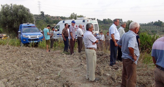 Tarla sürerken traktör devrildi, yaşlı adam hayatını kaybetti