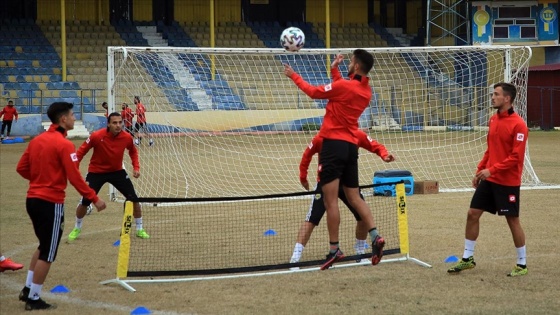 Tarsus İdman Yurdu futbolcuları Beşiktaş karşısında tur atlayacakları inancında