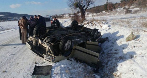 Tavşanlı’da trafik kazası: 3 yaralı