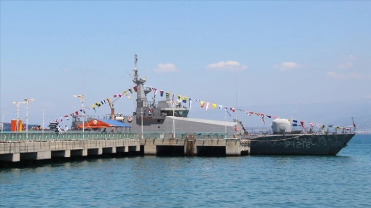 TCG Karataş Gemisi, İskenderun'da ziyarete açıldı