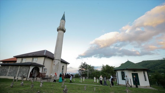 TDV&#039;den Bosna Hersek&#039;in &#039;ahidname&#039; köyünde iftar