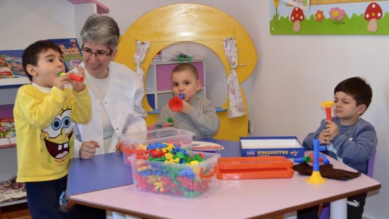 Tedavisini tamamlayan miniklere anaokulu eğitimi