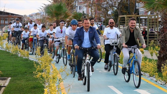 Tekirdağ'da çocuklar aileleriyle pedal çevirdi