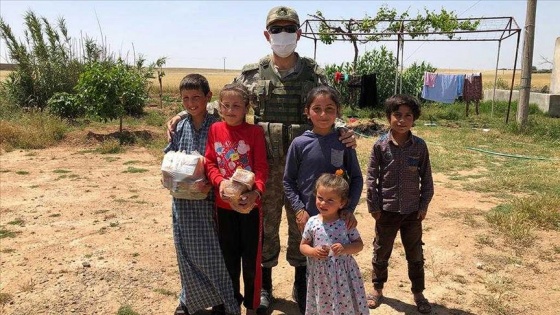 Tel Abyad ve Rasulayn'da yıllar sonra 'huzurlu bayram' sevinci