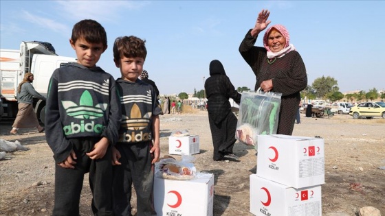 Tel Abyad ve Rasulayn halkından Türkiye'ye teşekkür