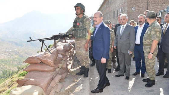 'Terör örgütü gün geçtikçe eriyor, bitiyor'