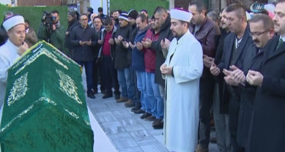 Terör saldırısında hayatını kaybeden Büşra Kösa son yolculuğuna uğurlandı