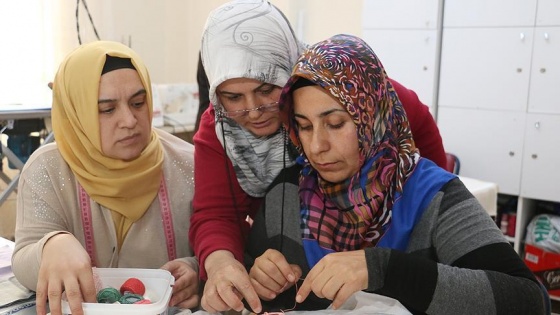 Terörün kararttığı hayatı Mersin'de aydınlandı