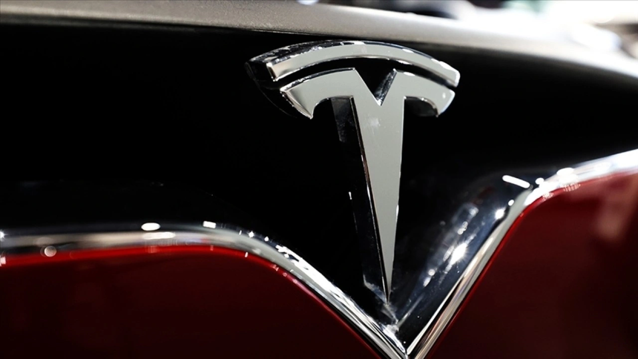 Tesla'nın Şanghay'daki fabrikasında 3 milyonuncu araç üretildi