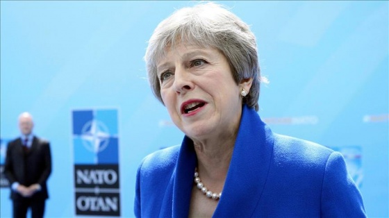 Theresa May'den AB'ye sert Brexit yanıtı