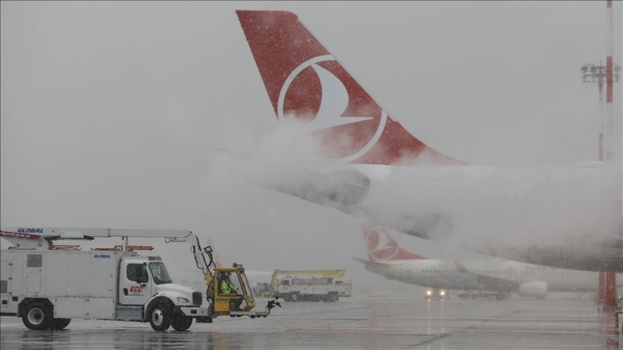 THY olumsuz hava şartları sebebiyle yarın bazı uçuşlarını iptal etti