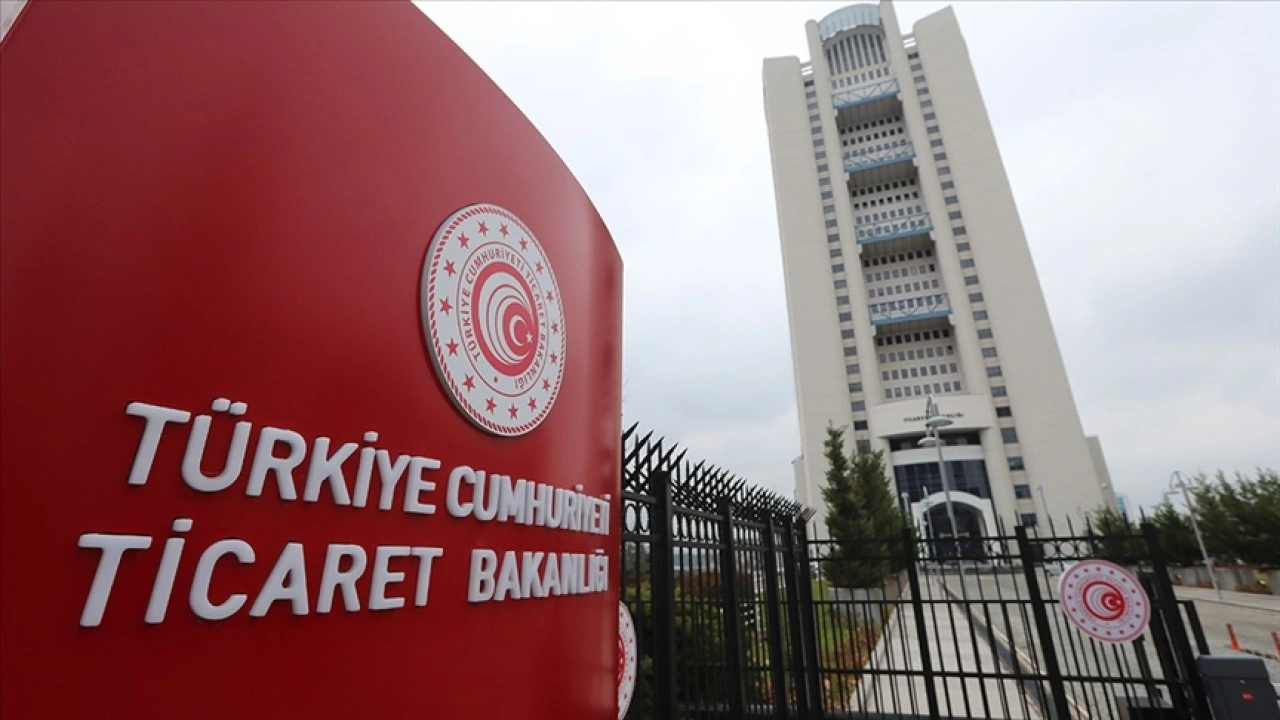 Ticaret Bakanlığı, 10 şirketi daha "dış ticaret sermaye şirketi" statüsüne aldı