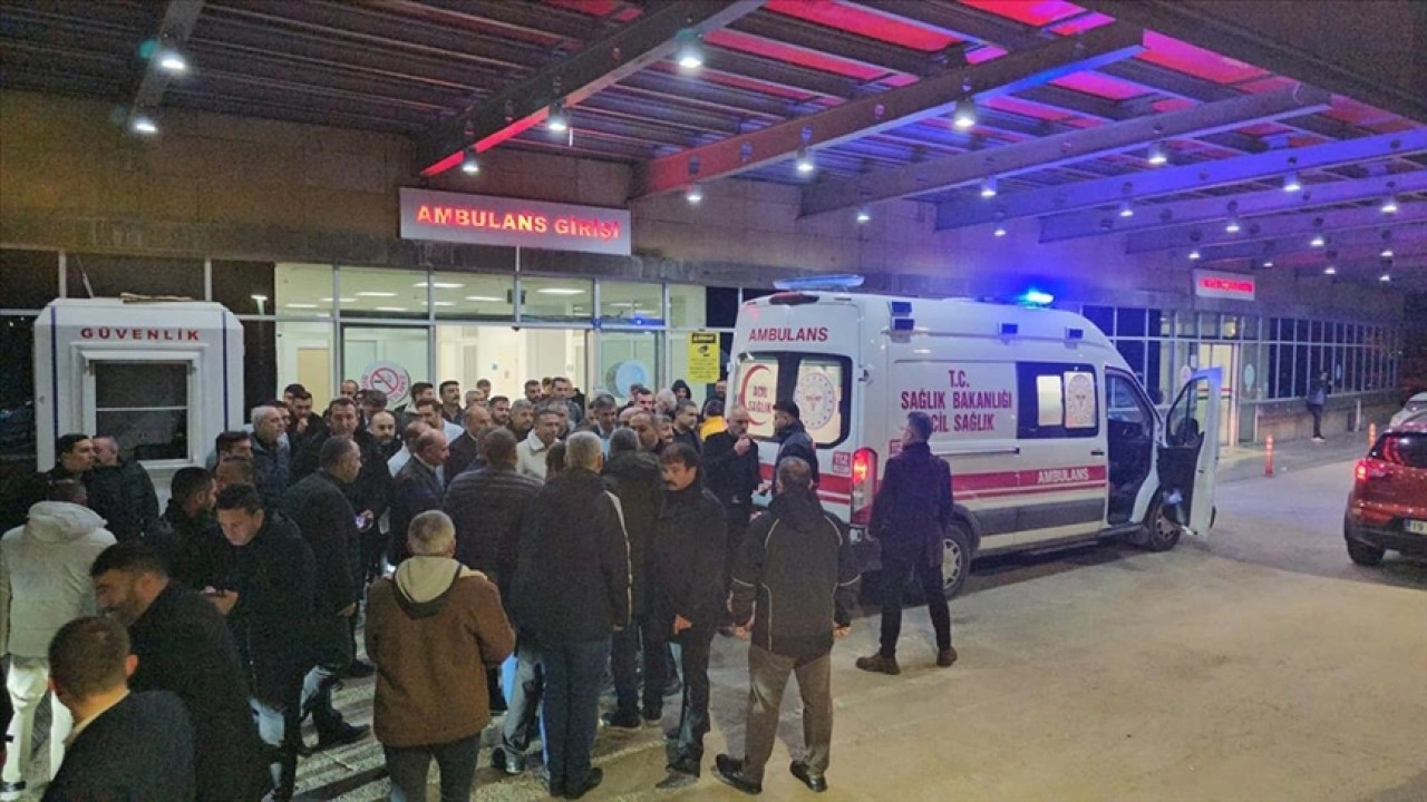 Tokat Belediye Başkanı Yazıcıoğlu zincirleme trafik kazasında yaralandı