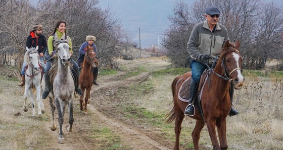 Tokat'ta atlı safari