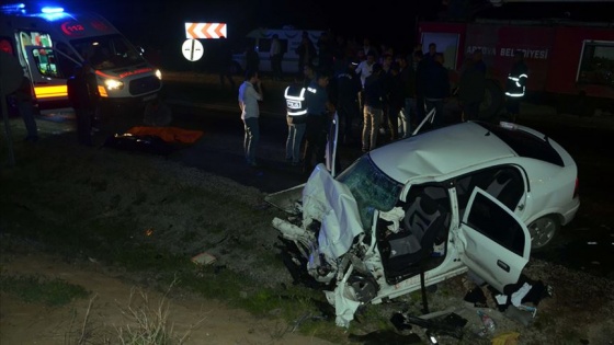 Tokat'ta trafik kazası: 2 polis canından oldu