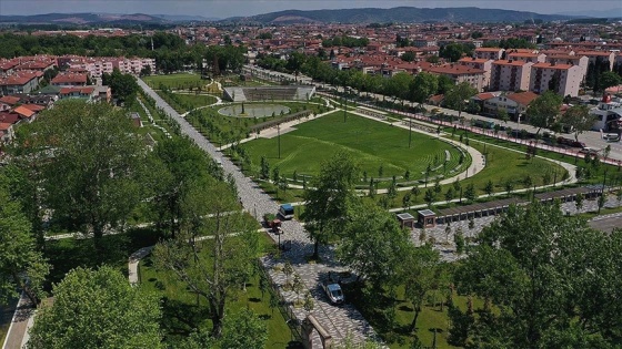 TOKİ eski stadyum alanlarını 'Millet Bahçesi'ne dönüştürerek yeşillendirdi