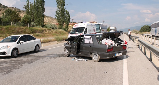 Tosya D100 Karayolunda kaza: 3 yaralı