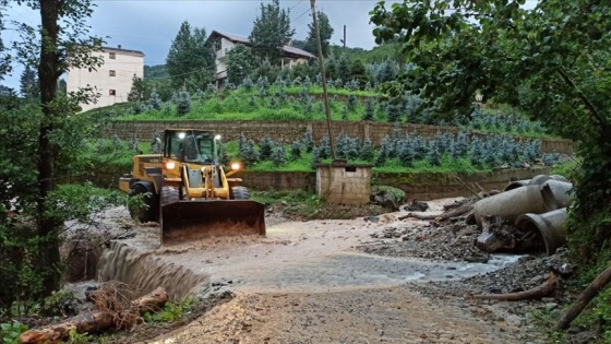 Trabzon'da sel ve heyelanların ardından çalışmalar devam ediyor