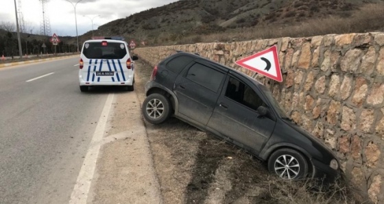 Trafik levhası olası faciayı önledi